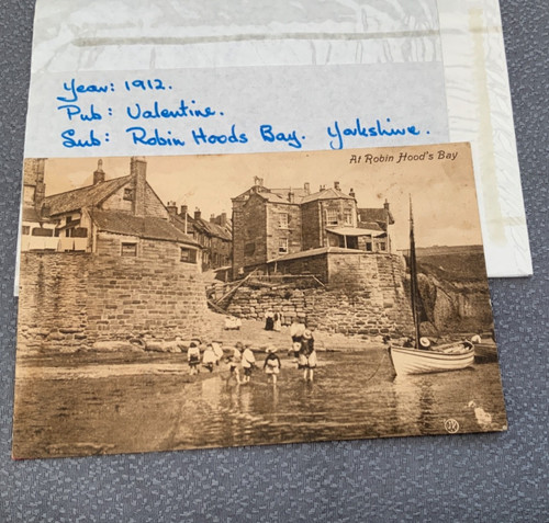 Old postcard robin hoods - robin,