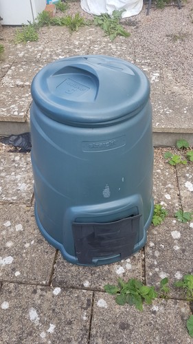 Straight garden compost bin - compost,