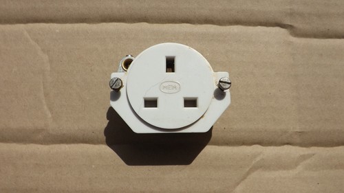 Mem white f3006 power socket - mem,