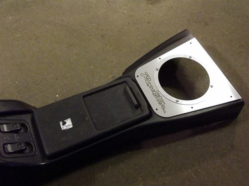 Gearlever surround trim - s/s,