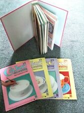 CAKE DECORATING THE COMPLETE GUIDE ISSUES 1-15 PLUS 25 & 26 ( 1-13 IN BINDER) 