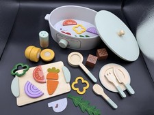 Little Town Wooden Slow Cooker