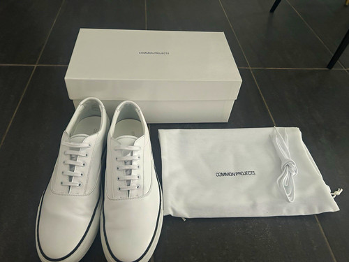 Common projects five hole - common,