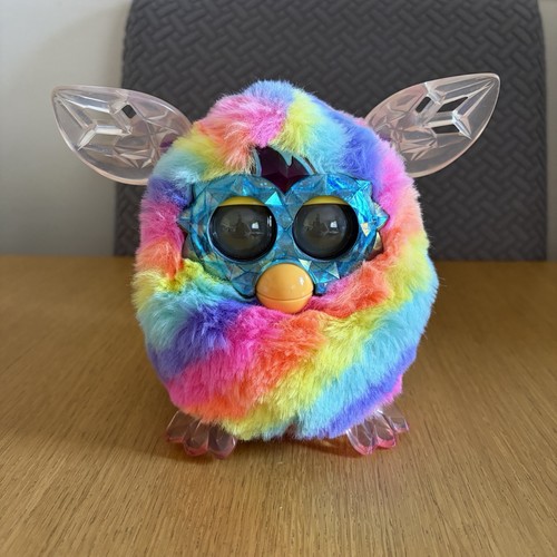 Furby 2012 rainbow crystal - rainbow,