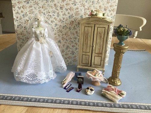 Dolls house scale - dolls, 1.12