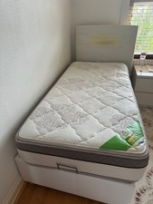 Single Bed with Mattress