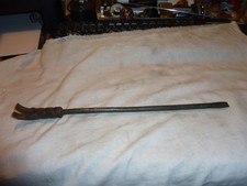 UNUSUAL VINTAGE 13 INCH SCREWDRIVER NAIL PRYBAR .