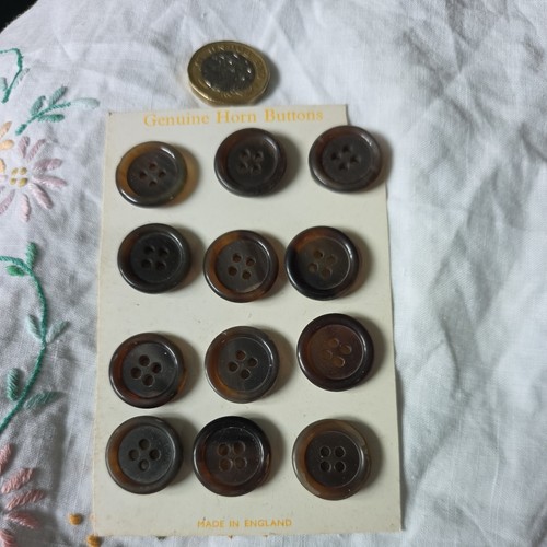 Lot 18mm vintage dark - x,