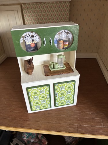 Dolls house 12th scale - dolls,