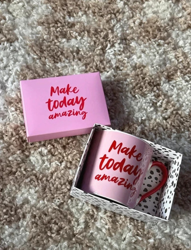 Pink make today amazing - ‘make, amazing’