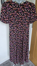 Lipsy Black Pink Floral Fit &