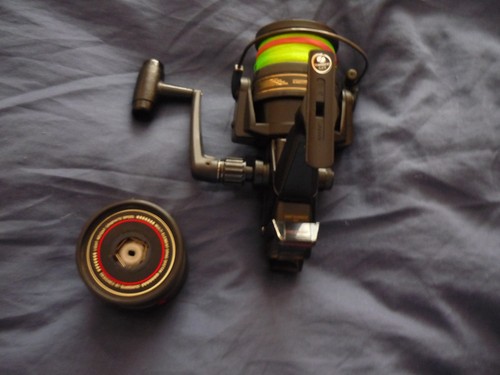 Shimano triton baitrunner reel - shimano,