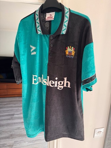 Burnley 1993 1995 away - burnley,
