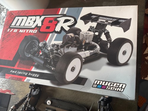 Mugen mbx8r nitro - mugen,