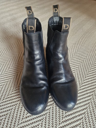 Black leather jodhpur boots - leather,