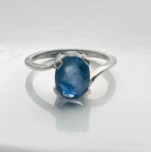 Natural blue sapphire - natural,