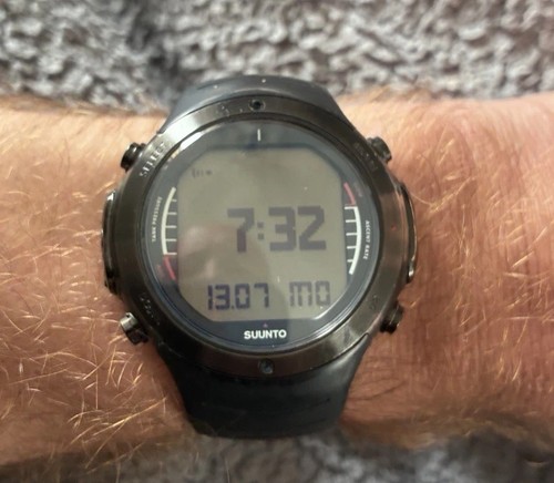 Suunto d6i dive computer - computer, with