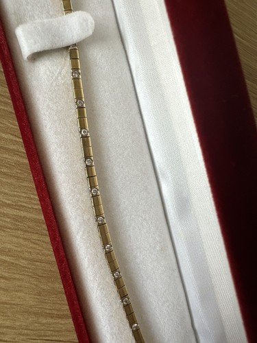 Carat gold hand set - gold,