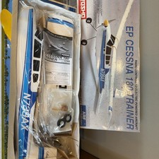 Kyosho ep Cessna 180 wingspan
