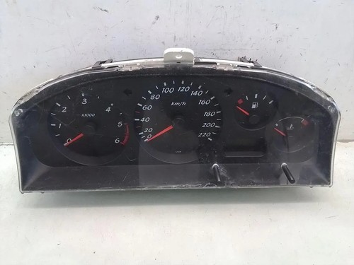Nissan almera tino v10 - almera,