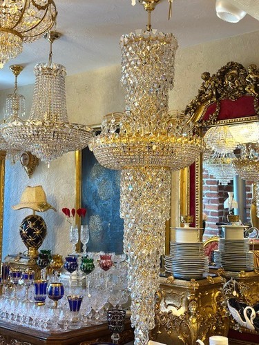 Huge crystal chandelier - huge,