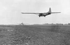transport plane Horsa glider