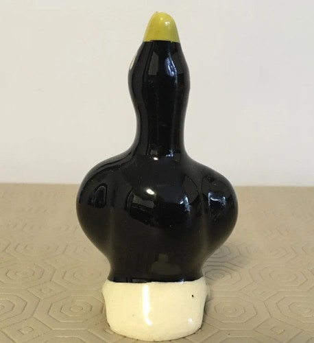Vintage blackbird pie funnel - pie,