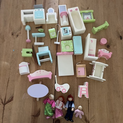 Wooden dolls house furniture - dolls,