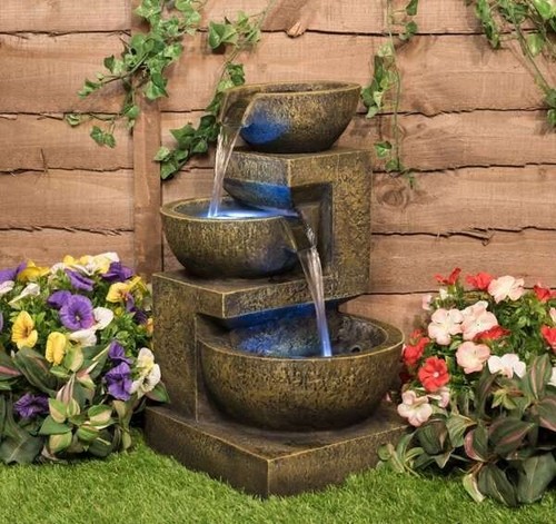 Tier cascading water feature - water,
