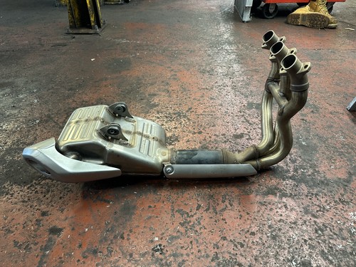 Triumph trident 660 stock - trident,