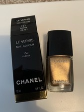 CHANEL le Vernis Nail Polish