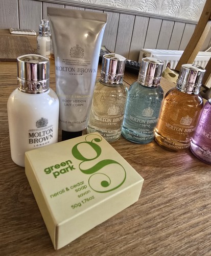 Molton brown various - molton,