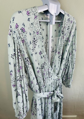 Per una mint paisley wrap - per,