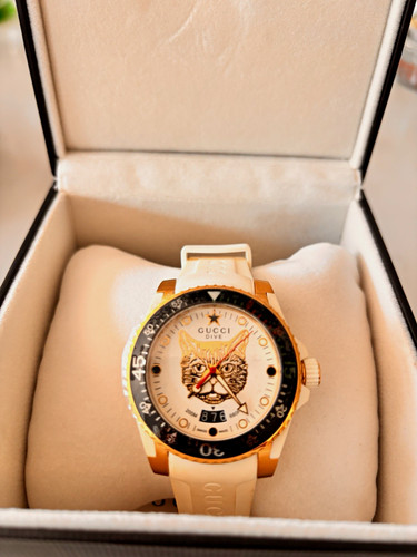 Gucci dive ya136309 quartz - gucci,