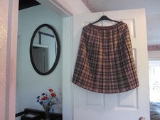 ladies tartan skirt size 22