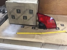 GENUINE PEUGEOT 406 estate SW LEFT REAR LAMP ON TAILGATE 1997-2004 6350H6