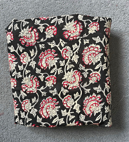 Black red cream floral - black, block