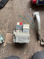 Honeywell Gas Valve V4400C 1237 3  ( Replaces V4400C1211)