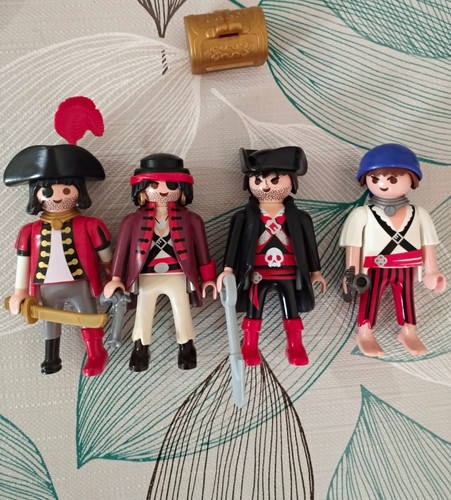 Playmobil pirates small bundle