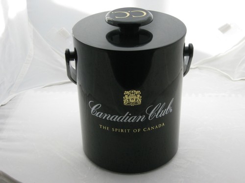 Canadian club whiskey - whiskey, bar