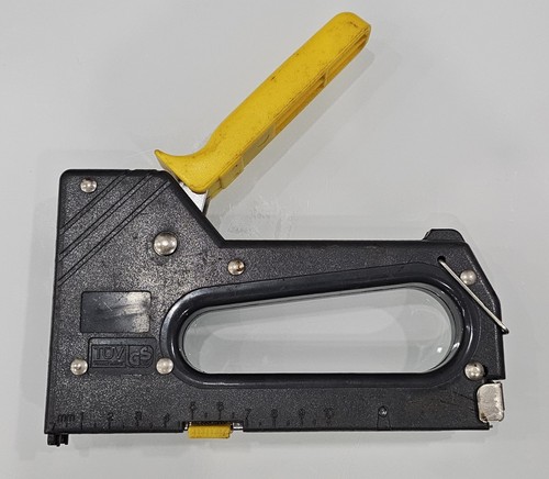 Manual staple gun tacker - /,