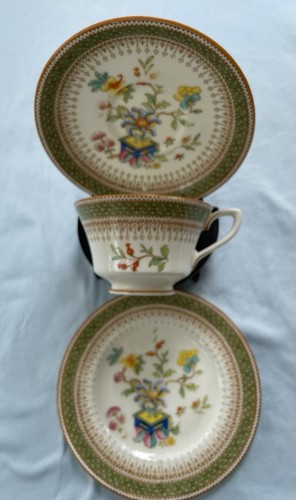 Vintage royal worcester - royal,