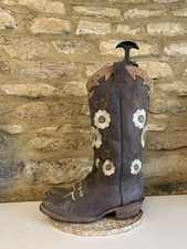 San Pedro Brown Embroidered