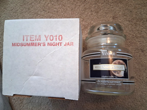 Yankee candle collectible - yankee,