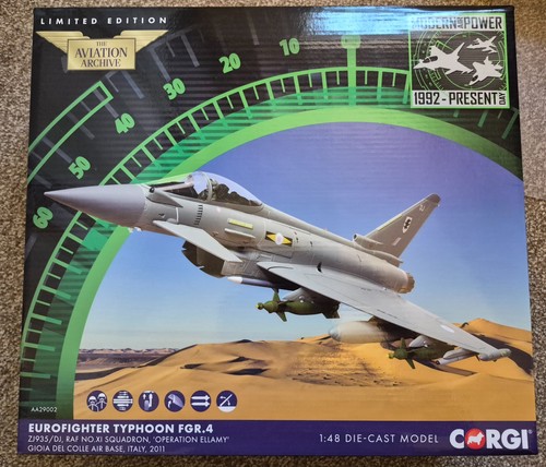 Corgi - 1/48,