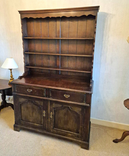 Traditional dark oak welsh - traditional,