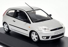 Minichamps 1/43 - Ford Fiesta MK5 2002 3 Door Silver Diecast Scale Model Car