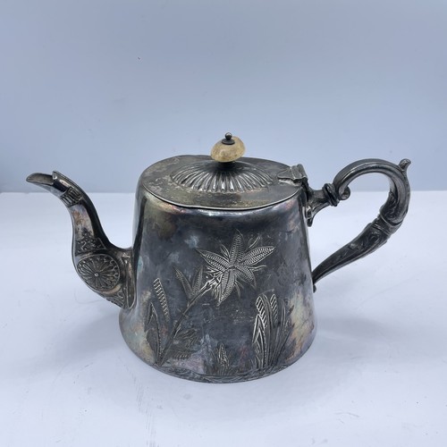 Tea pot victorian lovely - lovely, rare