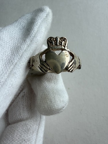 Irish sterling silver claddagh - silver,