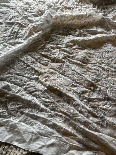 Assorted vintage embroidered - 6,